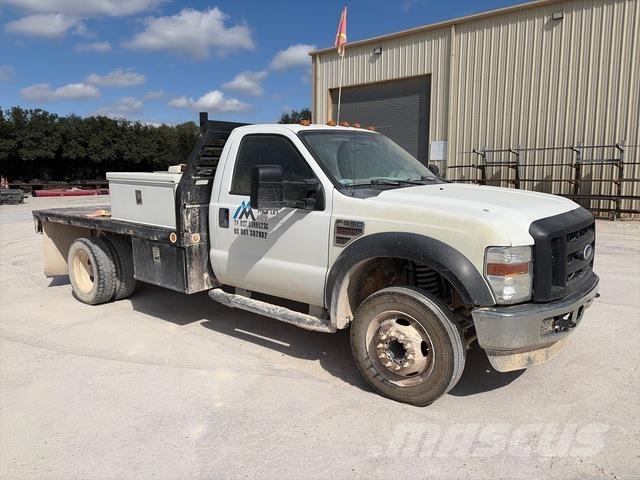 Ford F-550 Flatbed / Dropside trucks