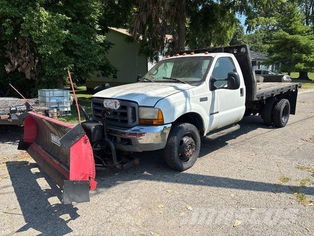 Ford F-550 Flatbed / Dropside trucks