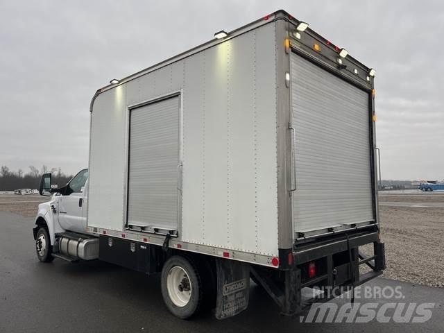 Ford F-650 Construction - Others