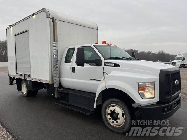 Ford F-650 Construction - Others