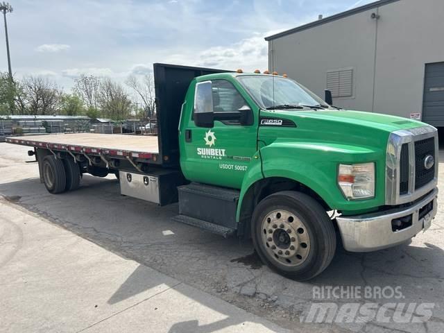 Ford F-650 Flatbed / Dropside trucks