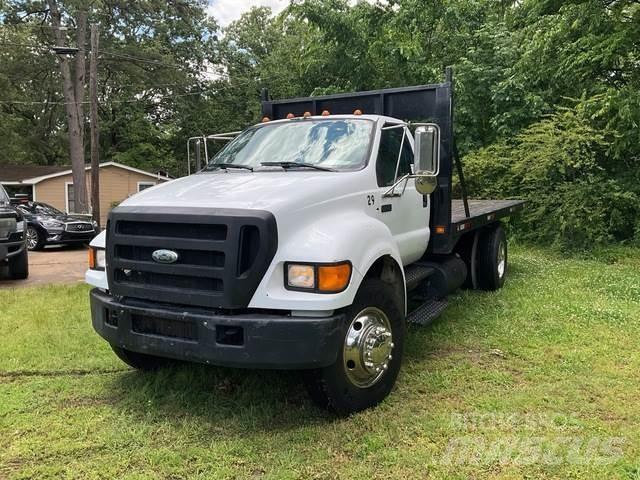 Ford F-750 Flatbed / Dropside trucks