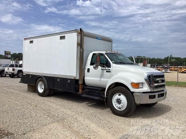 Ford F-750 Construction - Others