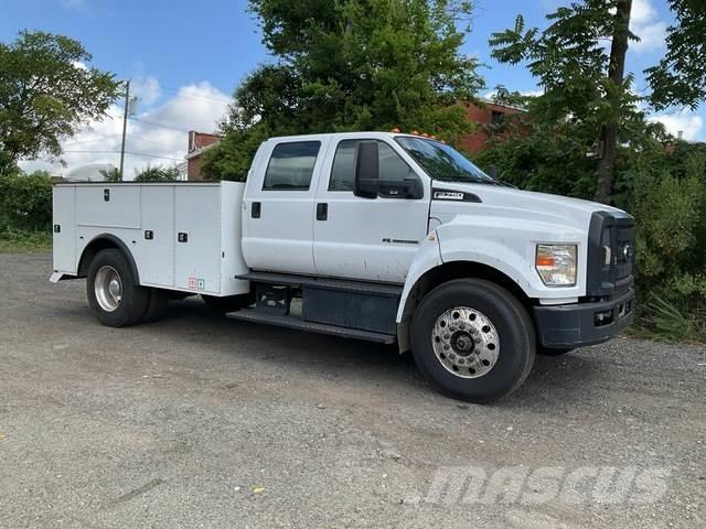 Ford F-750 Pick up/Dropside
