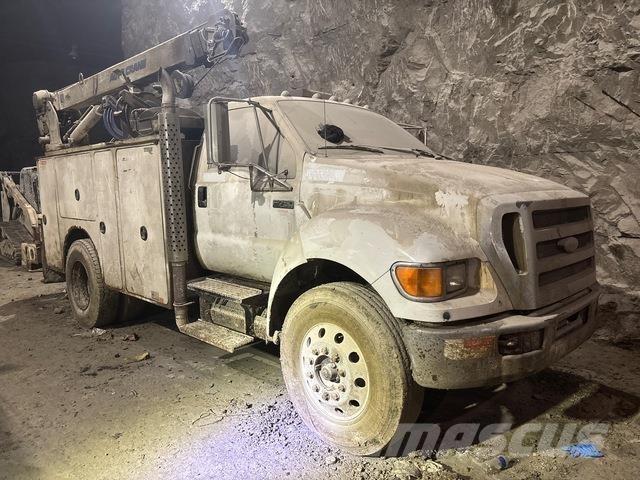 Ford F-750 Municipal / general purpose vehicles
