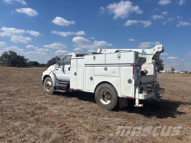 Ford F-750 Municipal / general purpose vehicles