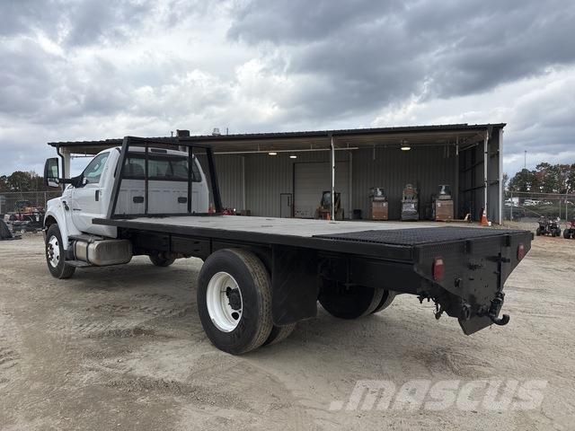 Ford F-750 Flatbed / Dropside trucks