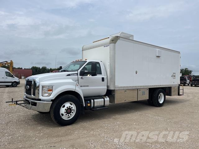 Ford F750 Combi / vacuum trucks