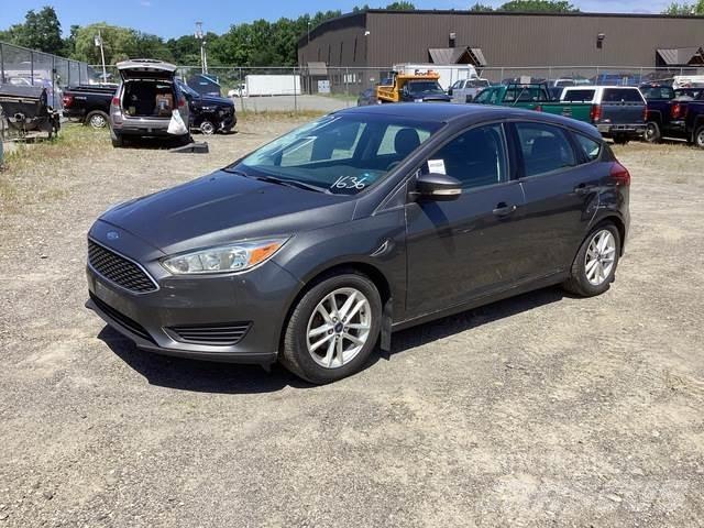 Ford Focus SE Construction - Others