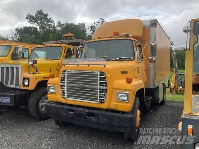 Ford LN8000 Box body trucks