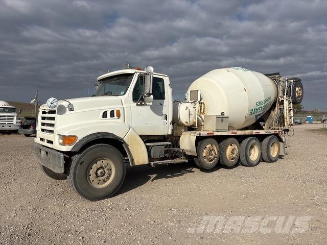 Ford LT9511 Other trucks