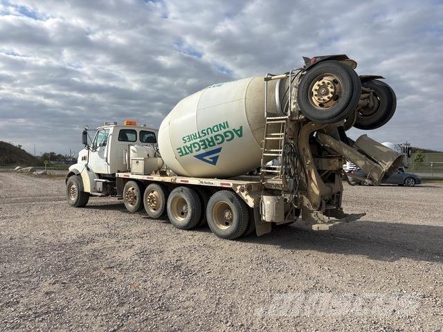 Ford LT9511 Other trucks