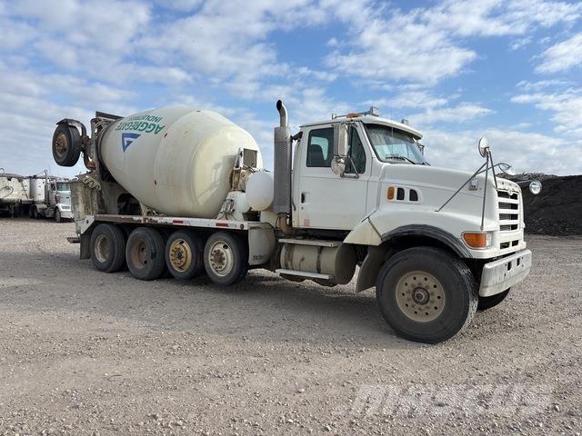 Ford LT9511 Other trucks