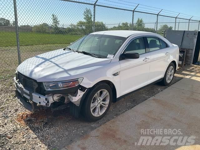 Ford Taurus Cars