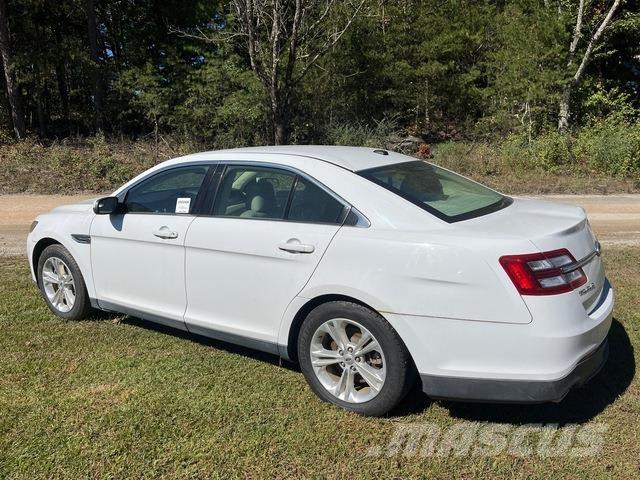 Ford Taurus Cars