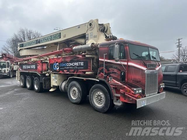 Freightliner  Concrete pump trucks