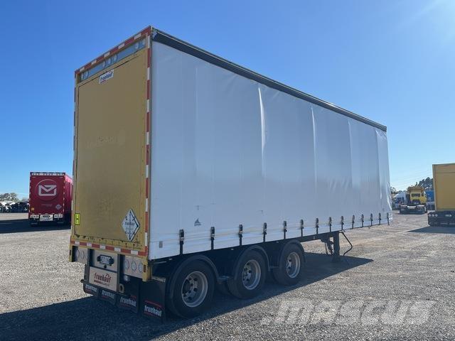Fruehauf  Curtainsider trailers