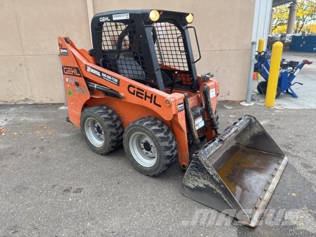 Gehl R105 Skid steer loaders