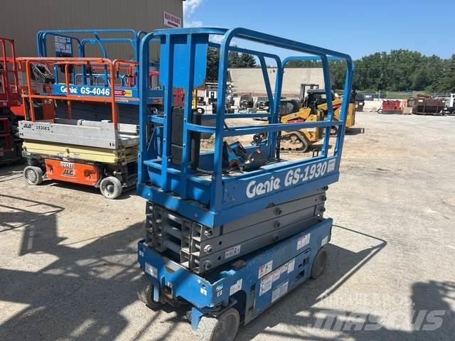 Genie 1930 Scissor lifts