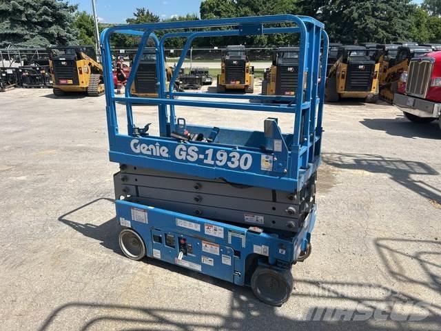 Genie 1930 Scissor lifts