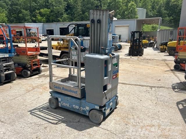 Genie GR-20 Vertical mast lifts