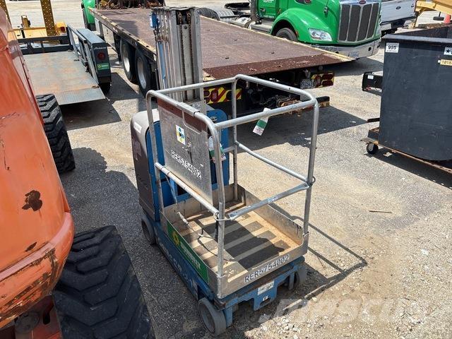Genie GR-20 Vertical mast lifts