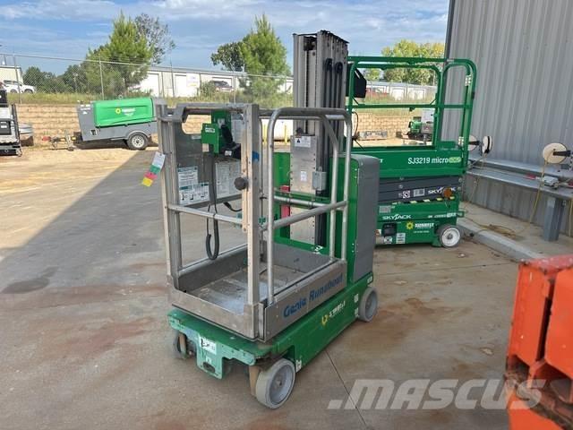 Genie GR-20 Vertical mast lifts