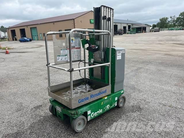 Genie GR-20 Vertical mast lifts