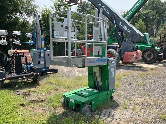 Genie GR-20 Vertical mast lifts