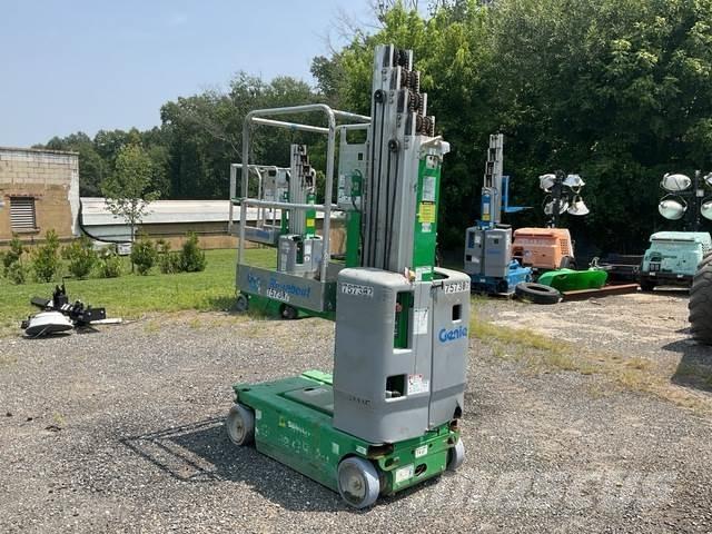 Genie GR-20 Vertical mast lifts