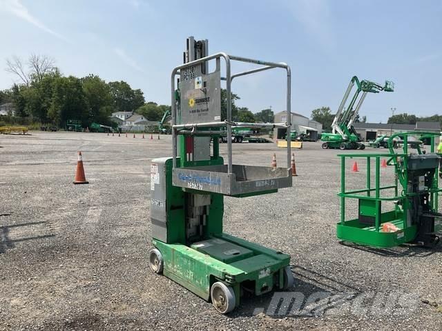 Genie GR-20 Vertical mast lifts