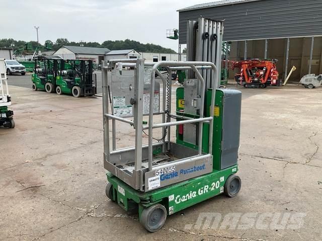 Genie GR-20 Vertical mast lifts