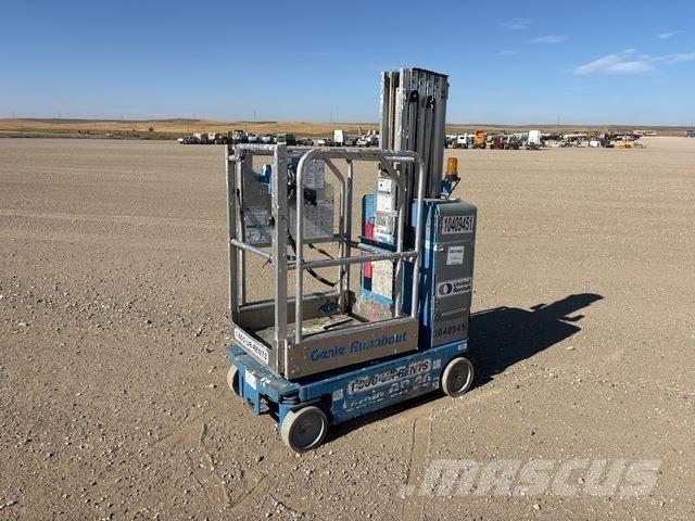 Genie GR-20 Vertical mast lifts