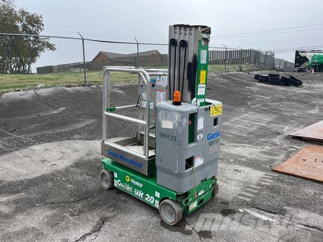 Genie GR-20 Vertical mast lifts