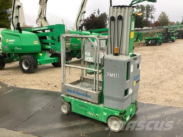 Genie GR-20 Vertical mast lifts