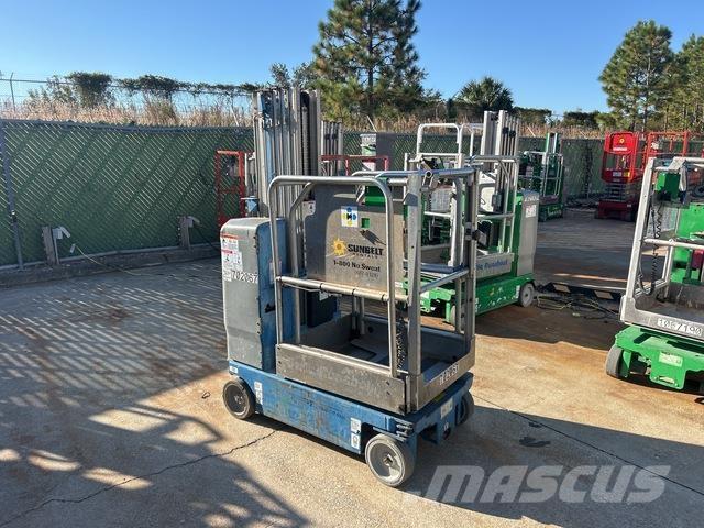 Genie GR-20 Vertical mast lifts