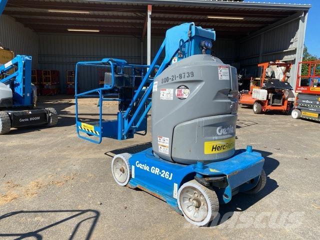 Genie GR-26J Vertical mast lifts