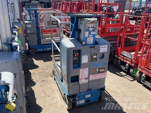 Genie GR12 Vertical mast lifts