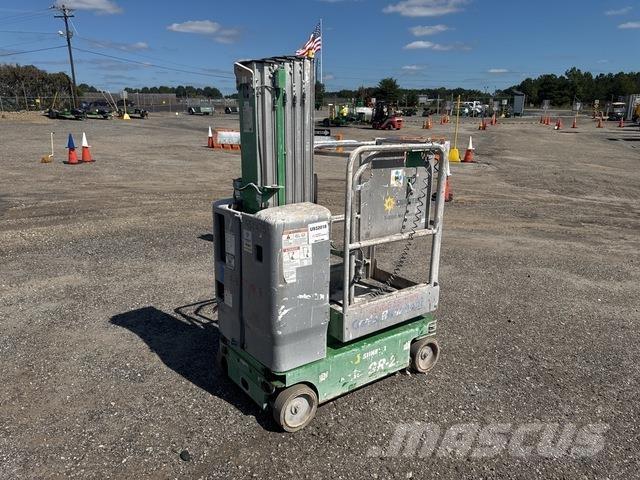 Genie GR20 Vertical mast lifts