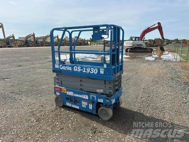 Genie GS-1930 Scissor lifts