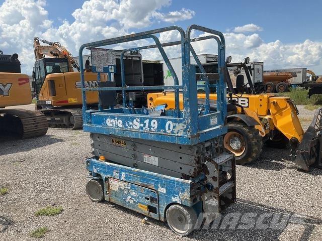 Genie GS-1930 Scissor lifts