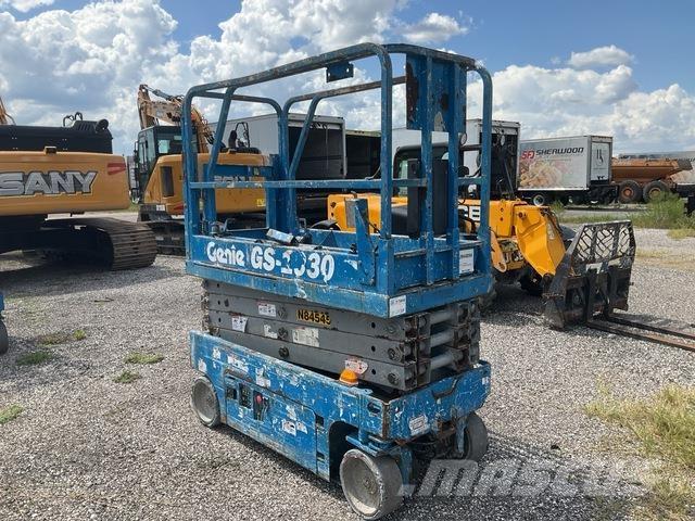 Genie GS-1930 Scissor lifts