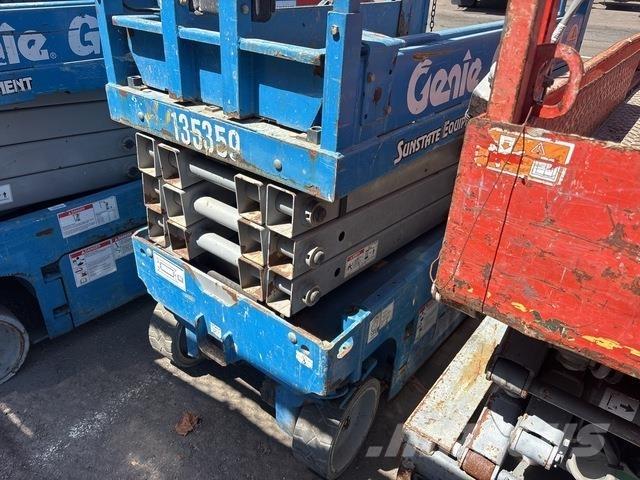 Genie GS-1930 Scissor lifts
