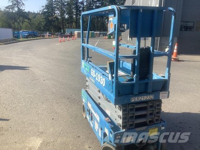 Genie GS-1930 Scissor lifts