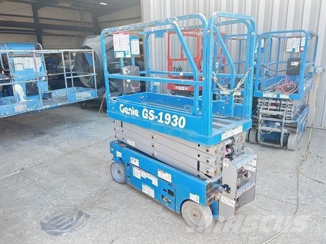 Genie GS-1930 Scissor lifts