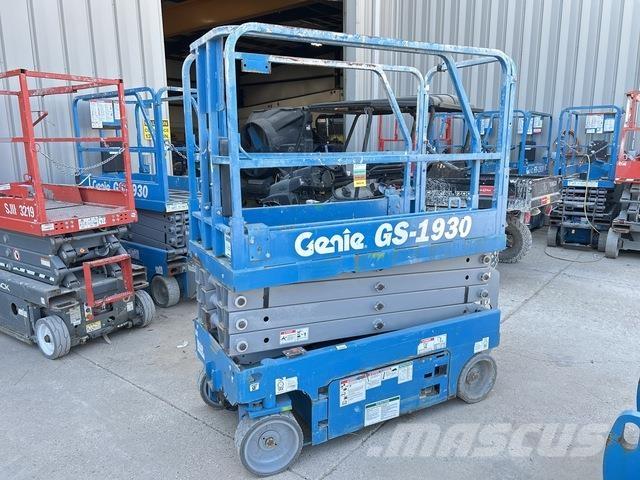 Genie GS-1930 Scissor lifts
