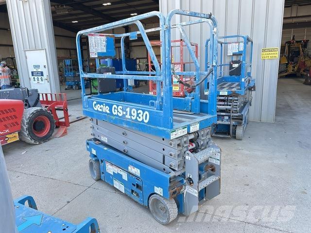 Genie GS-1930 Scissor lifts