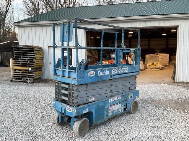 Genie GS-2632 Scissor lifts
