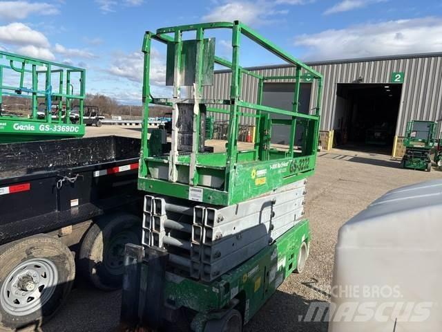Genie GS-3232 Scissor lifts
