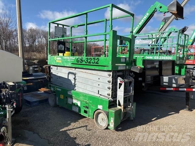 Genie GS-3232 Scissor lifts